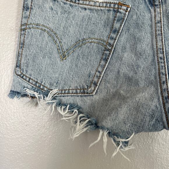 Levi’s 501 Original Light Wash Distressed Cutoff Denim Button Shorts Women Sz 25 - Picture 8 of 13